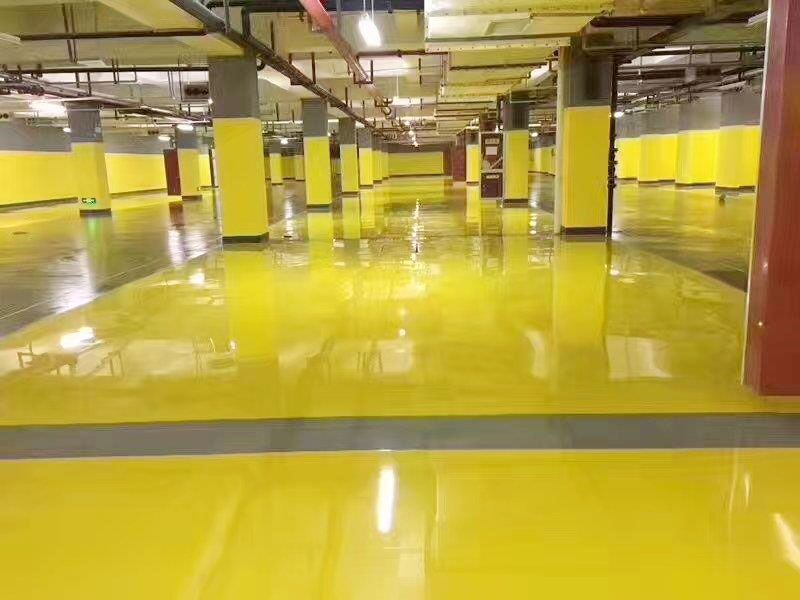 停車場地坪漆如何進行翻新？